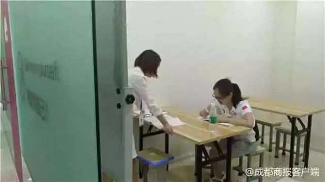 当年游泳冠军女孩_游泳冠军女2021_游泳冠军当年女孩是谁