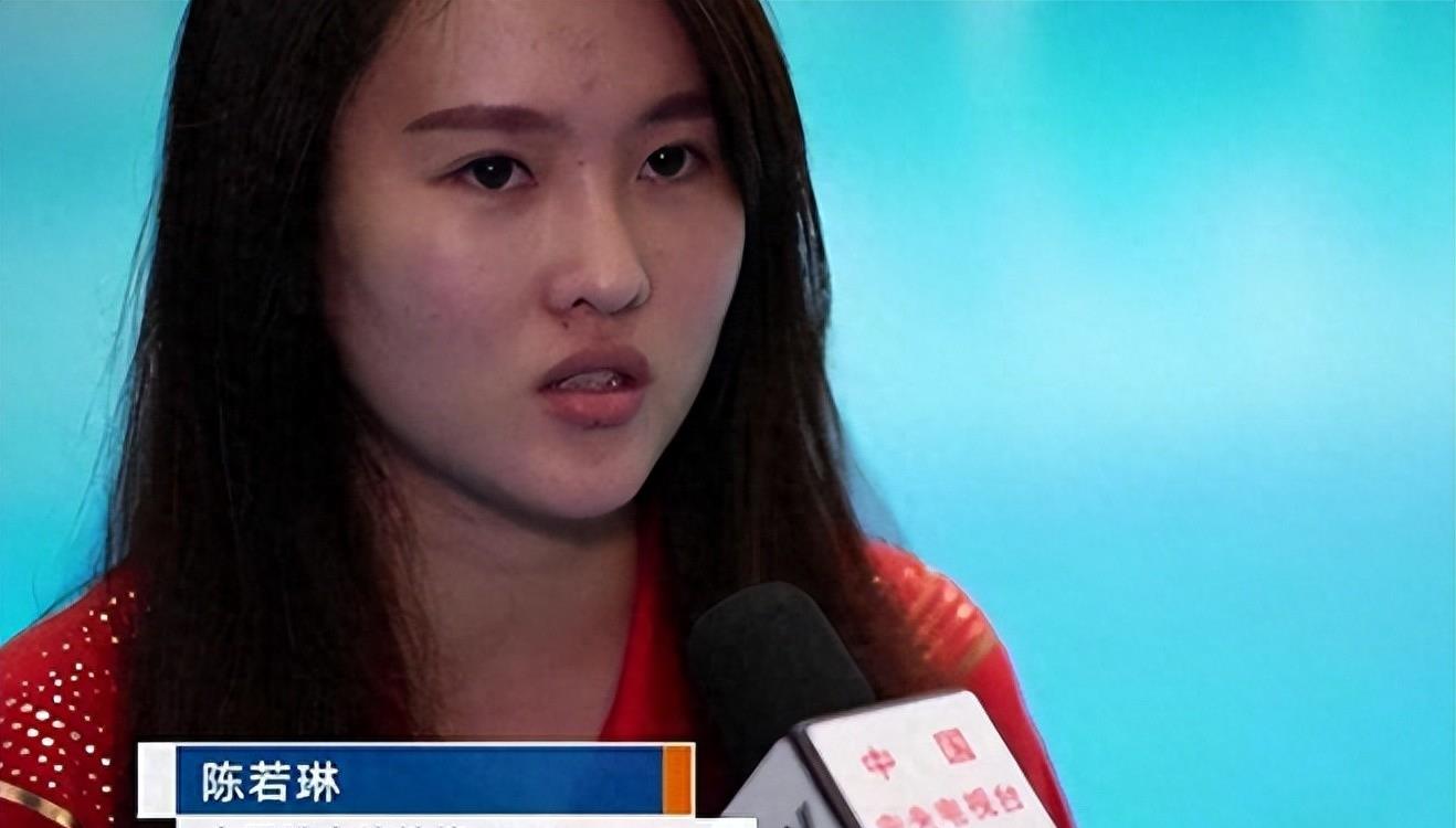游泳冠军女2021_游泳冠军当年女孩是谁_当年游泳冠军女孩