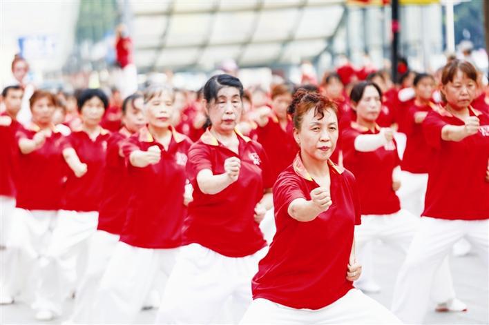 运动城_连云港芒果运动城_李小双运动城