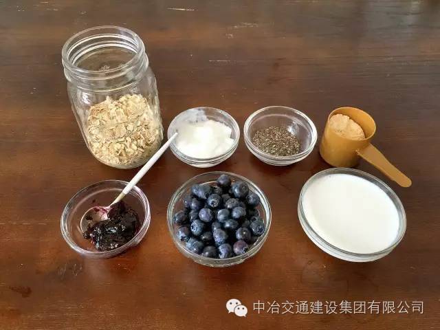 营养餐食搭配表_美食搭配营养餐_食物营养配餐