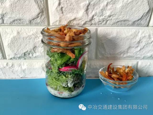 营养餐食搭配表_美食搭配营养餐_食物营养配餐
