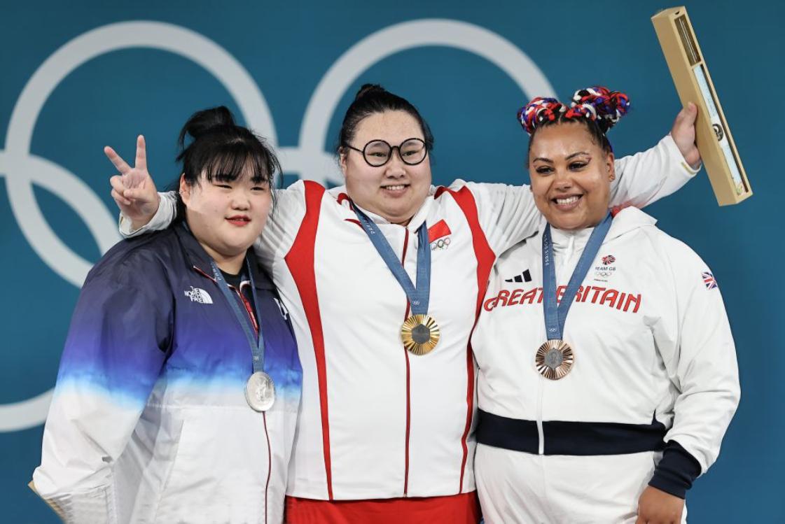 新秀举重女子冠军韩国是谁_韩国女子举重新秀冠军_韩国举重女运动员