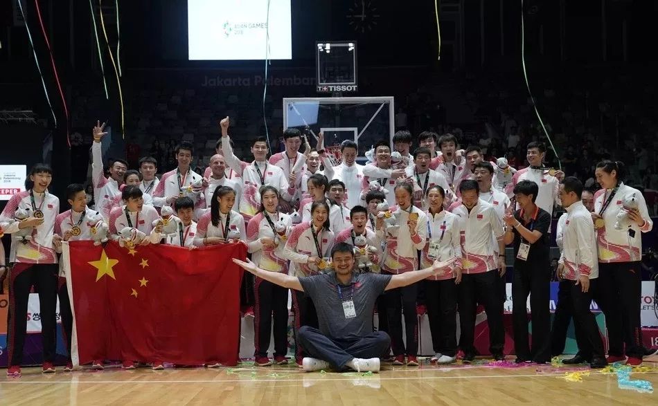 中国足球改革：蔡振华时代结束，姚明能否引