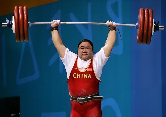 蝉什么冠军_蝉联冠军的蝉怎么写_两次蝉联举重冠军的是谁